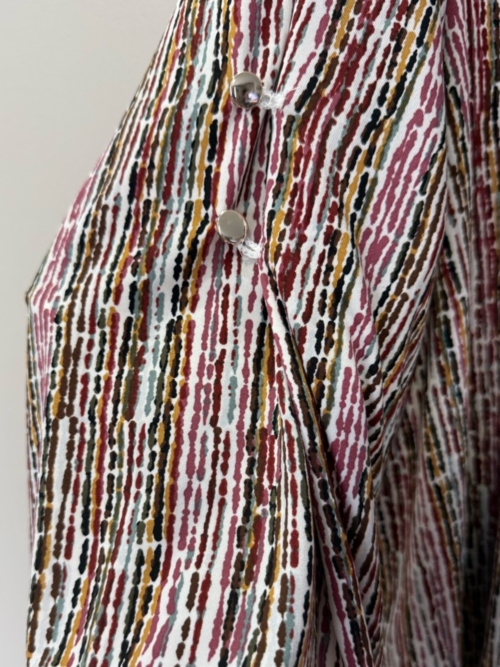 EUC Zac & Rachel Asymmetrical Striped Top with Button Detail, Size 1X - Picture 4 of 5